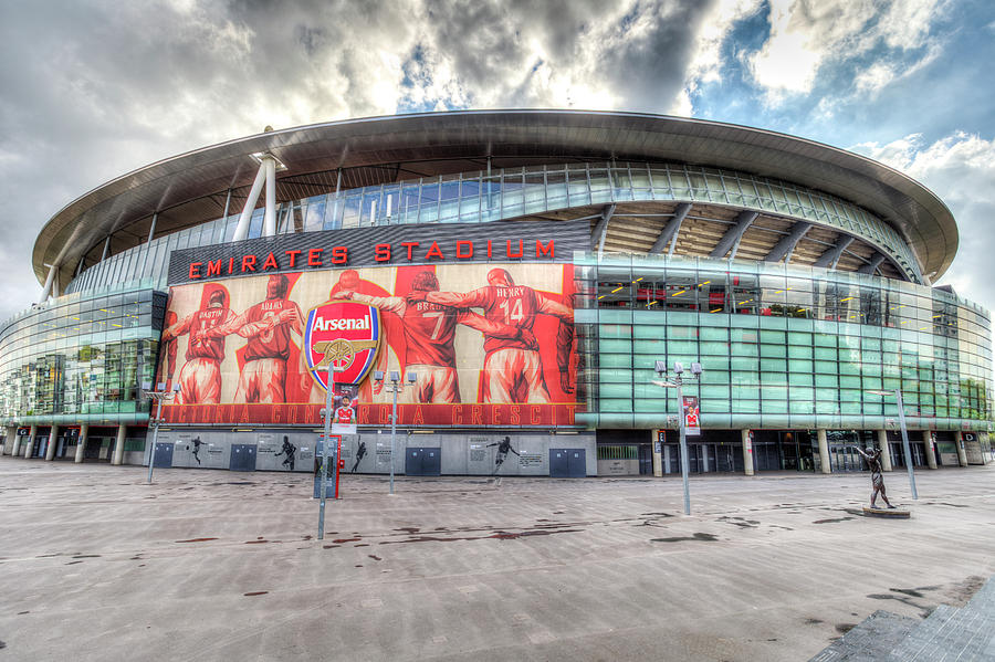 3-arsenal-football-club-emirates-stadium-london-david-pyatt